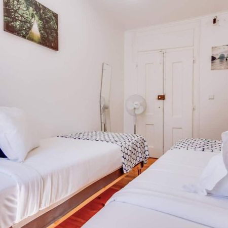 3 Bedroom Apartment In Baixa With River View Lisbona Esterno foto