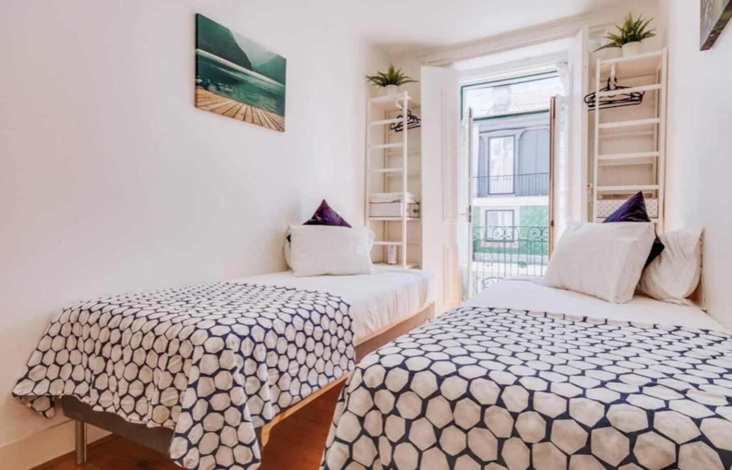 3 Bedroom Apartment In Baixa With River View Lisbona Esterno foto
