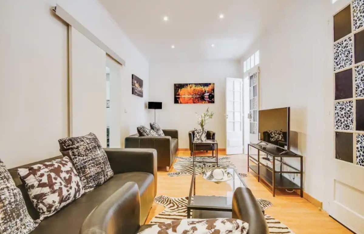 3 Bedroom Apartment In Baixa With River View Lisbona Esterno foto