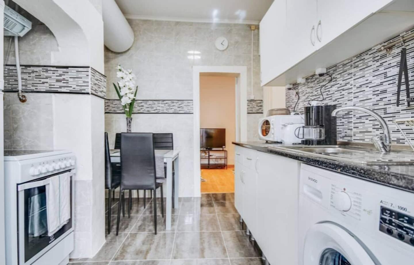 3 Bedroom Apartment In Baixa With River View Lisbona Esterno foto