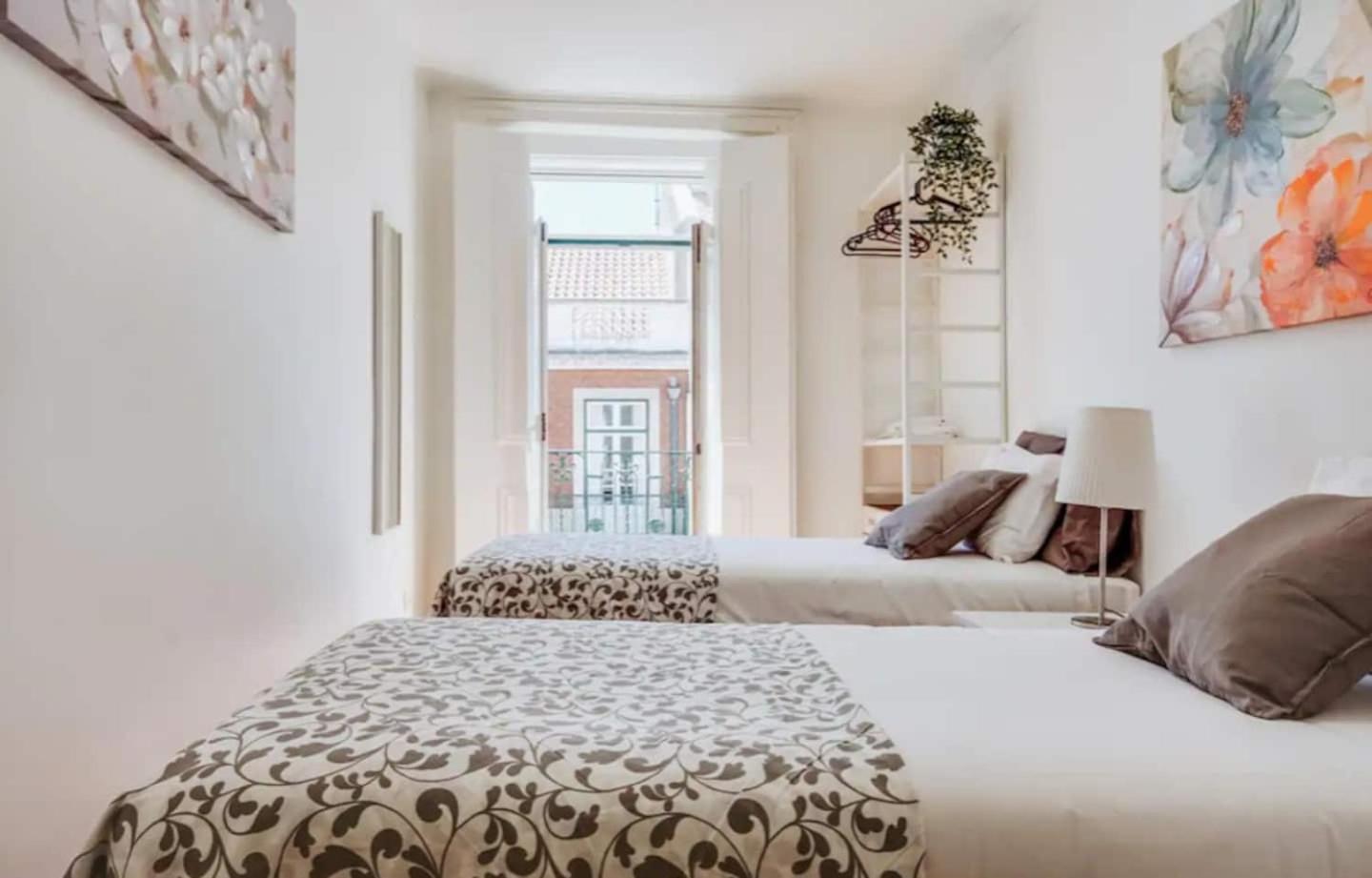 3 Bedroom Apartment In Baixa With River View Lisbona Esterno foto